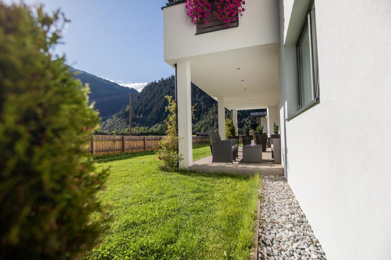 Appartements Kleeblatt Neustift im Stubaital Exteriör bild